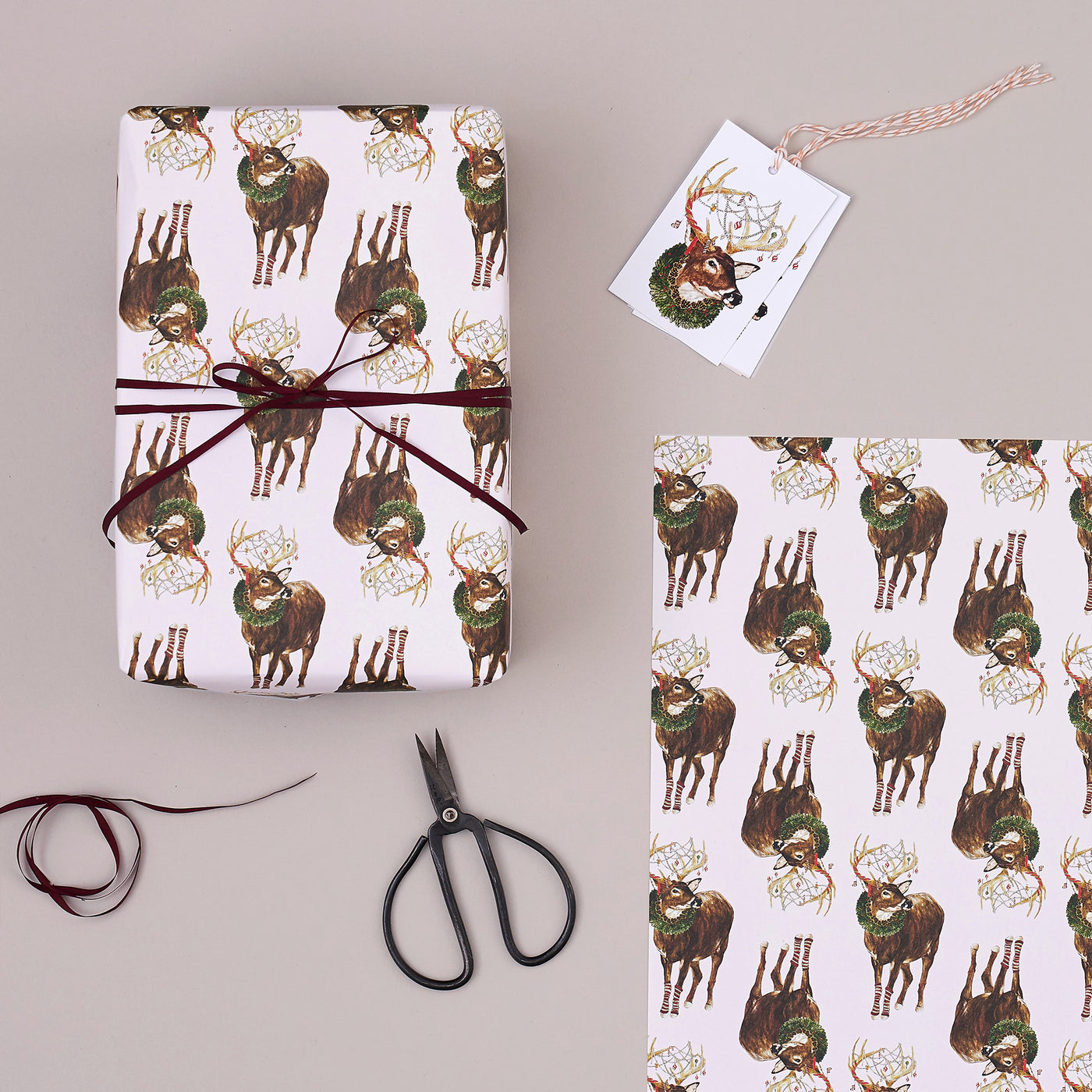 Christmas Deer Gift Wrap